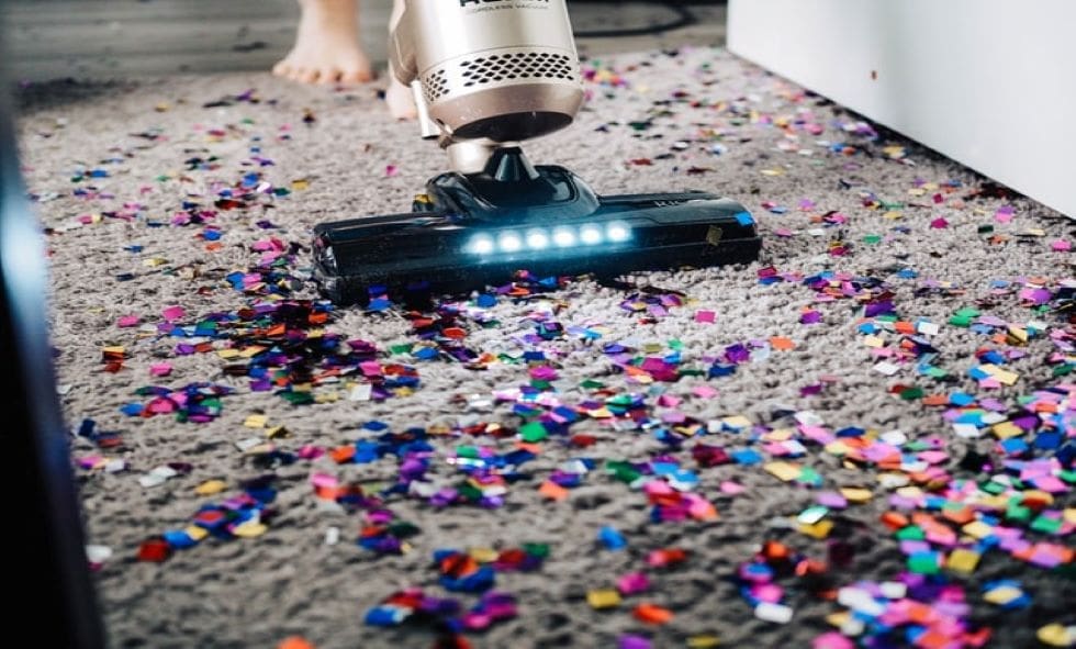 deep carpet cleaning